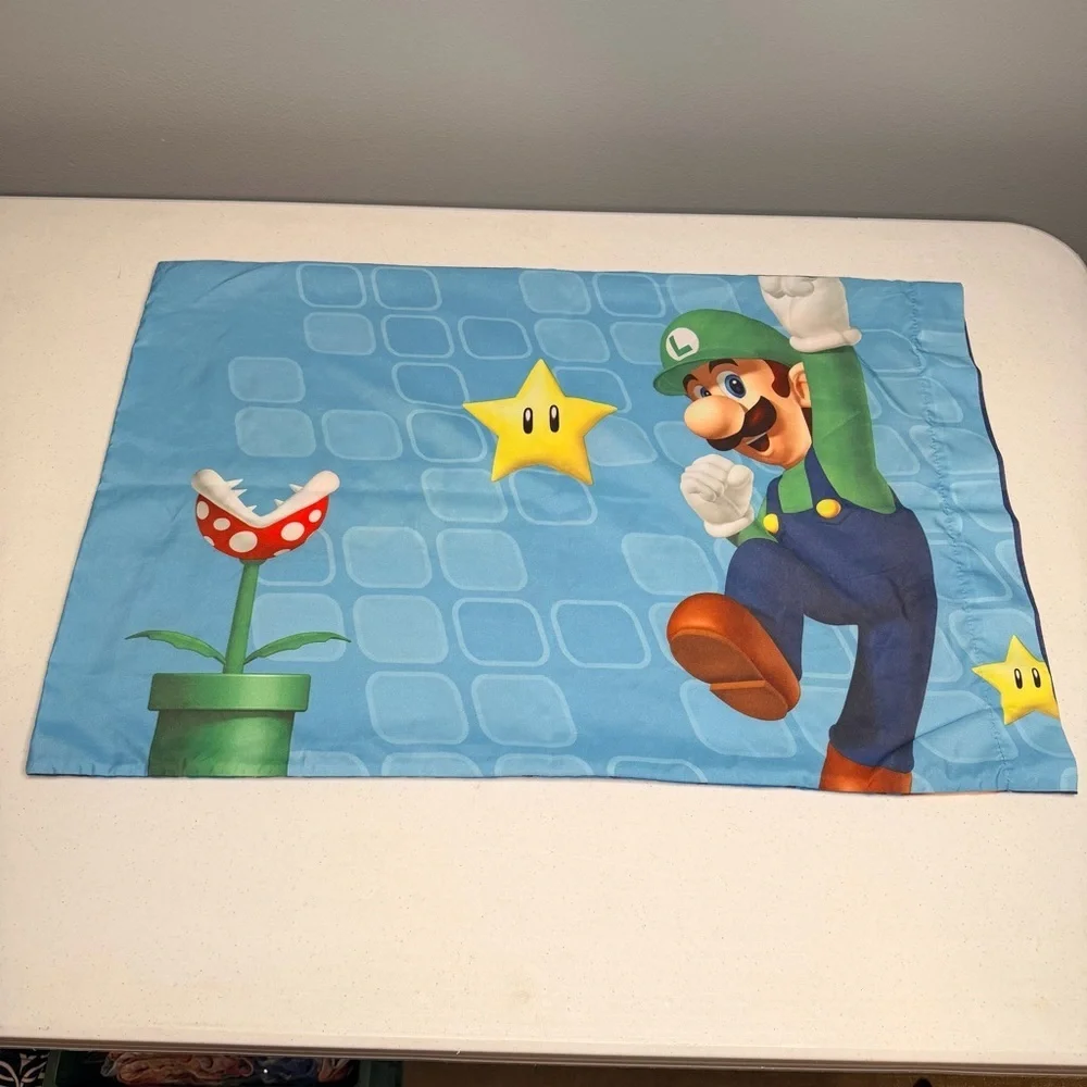 Pair of Super Mario Standard Pillowcases
